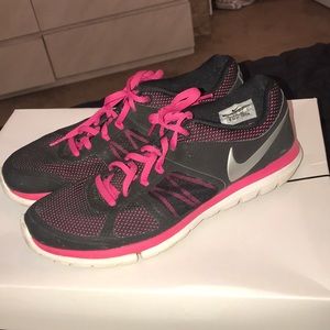 Size 10 Nike Sneakers